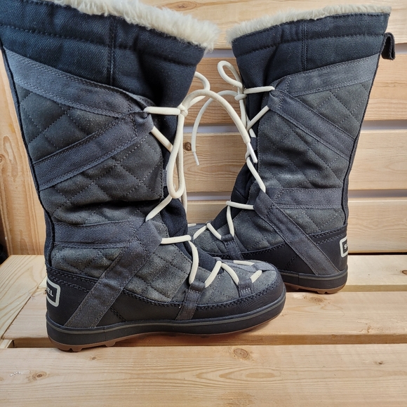 Sorel women winter boots size 6 - Picture 5 of 8